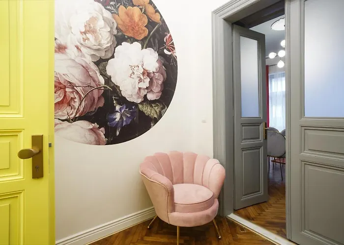 Palace Apartment By Main Station - Premier